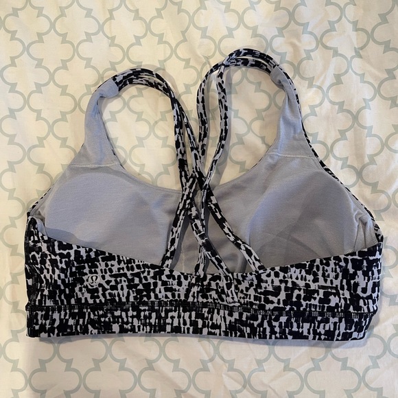 SOLD Lulu Lemon Energy Bra 14 *Medium Support* - Picture 3 of 5